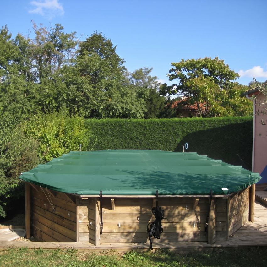Bache à barres pour piscine Hors sol octogonale allongée 610x400 cm