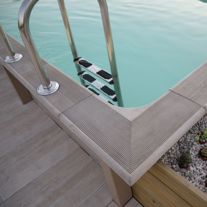 Kit Piscine Béton Aspect Bois Rectangulaire 606x324x130cm